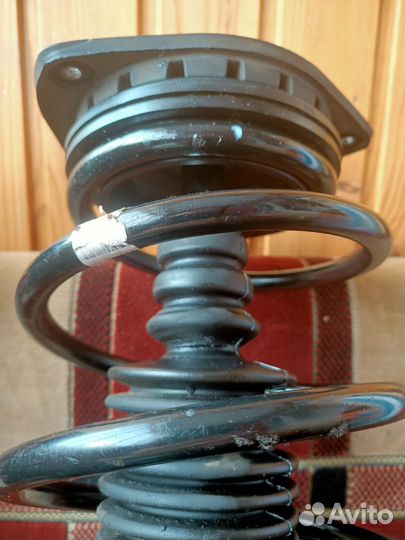 Амортизатор передний renault