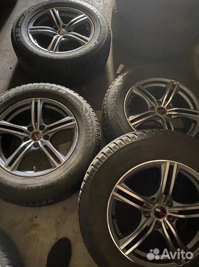 235/65 R17 Bridgestone Ice Cruiser 7000 Зима Литые