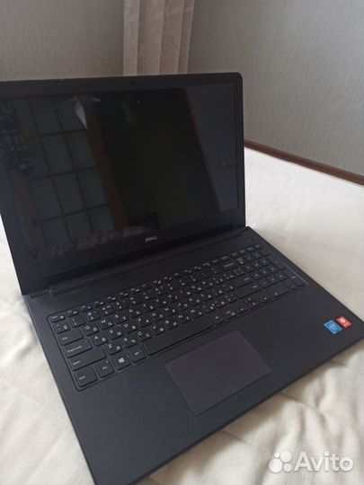 Ноутбук dell Inspiron 15