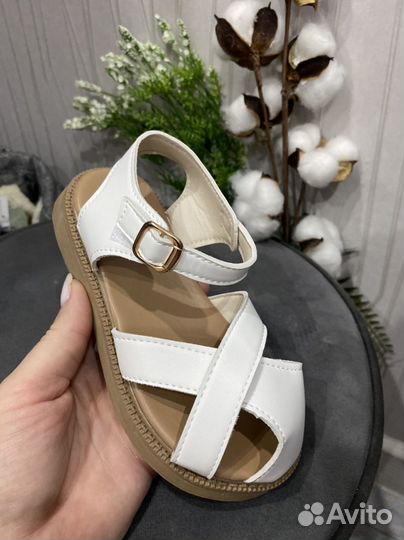 Сандали туфли для девочки 28 29
