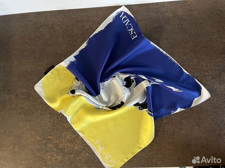 Шейный платок Escada оригинал