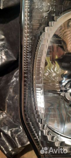 Фара mitsubishi pajero 2