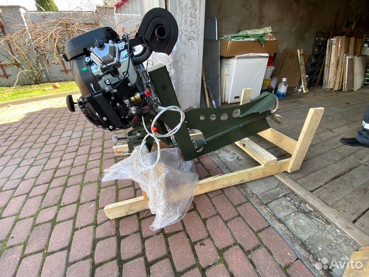 Лодочный мотор болотоход 30 л.с