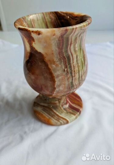 Из камня Оникс