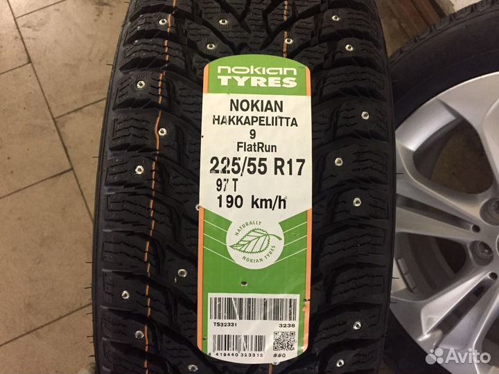 R17 Nokian Tyres Hakkapeliitta 9 SUV 225/55, PCD 5x112 DIA 66.6