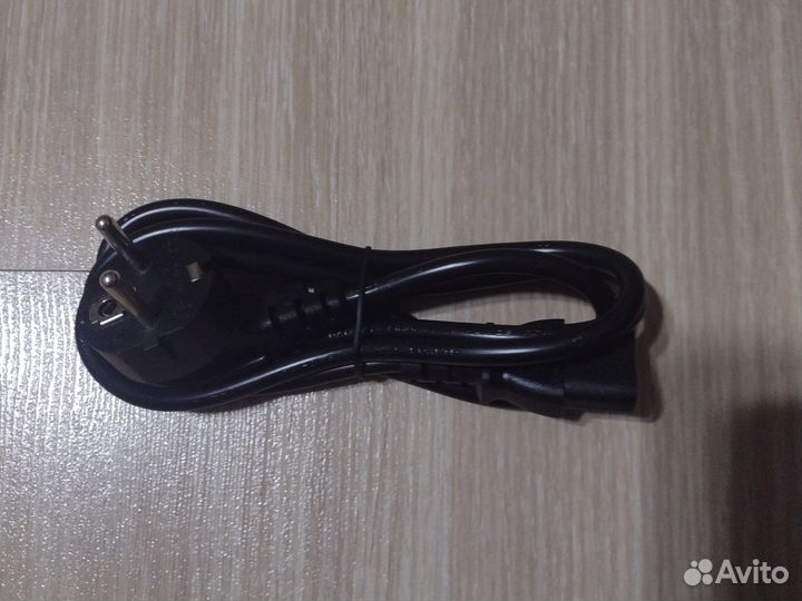 Кабель для компьютера