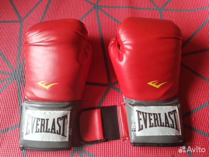 Перчатки боксерские Everlast 14oz