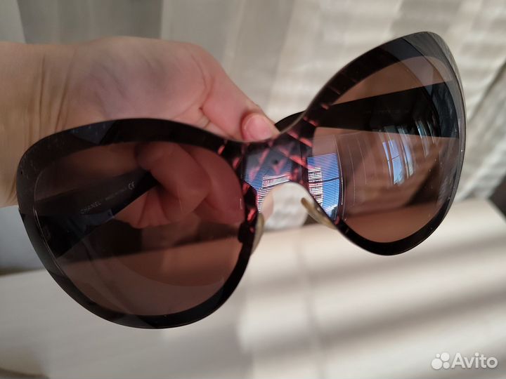 Солнцезащитные очки женские versace