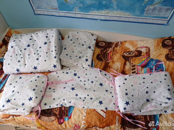 Комплект в детскую кроватку