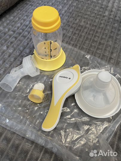 Молокоотсос medela ручной