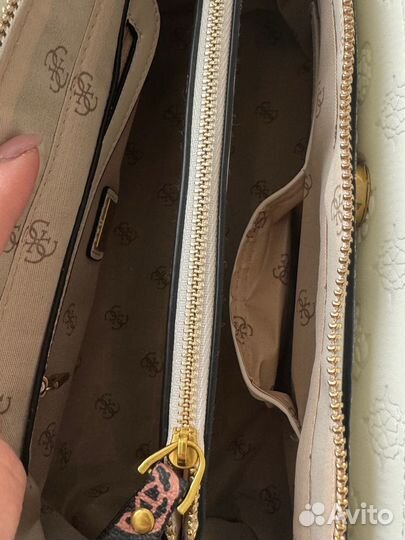 Сумка guess новая