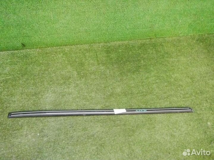 Накладка крыла передняя правая Mercedes G W463 63