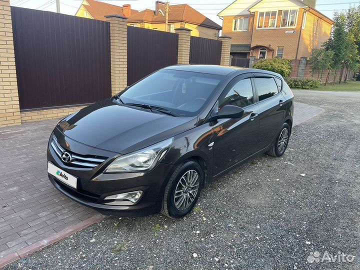 Hyundai Solaris 1.6 AT, 2015, 129 000 км