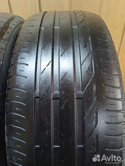 Bridgestone Turanza T001 215/60 R16