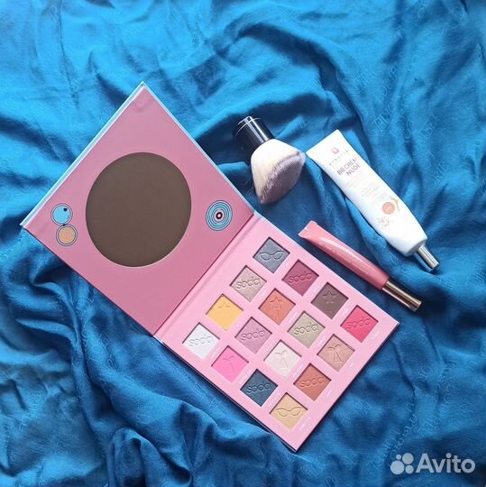 Тени для век палетка 16 цветов