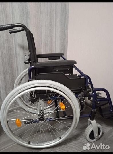 Инвалидное кресло