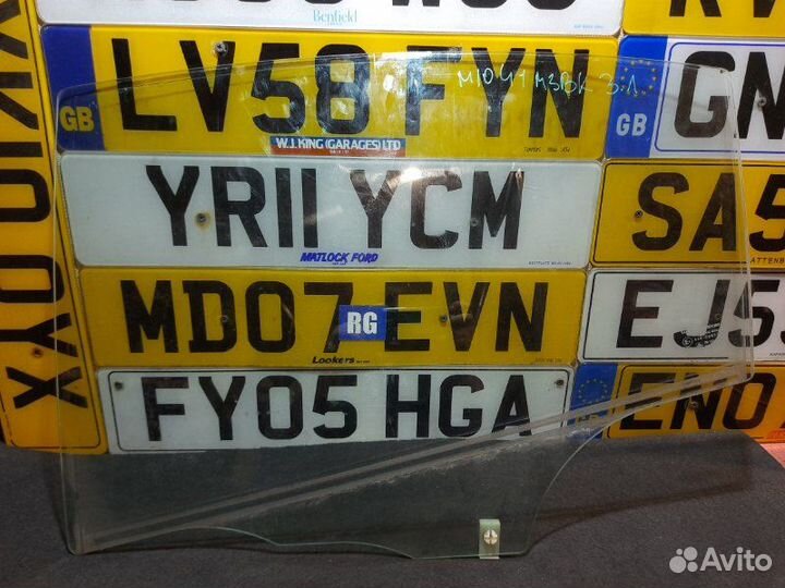 Стекло заднее левое Mazda 3 Bk седан 2.0 LF