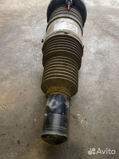 Стойка амортизатора (Пневмоподвеска) Audi Q7 4M