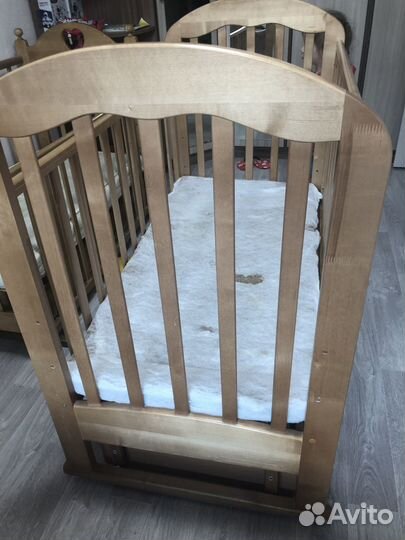 Детская кроватка