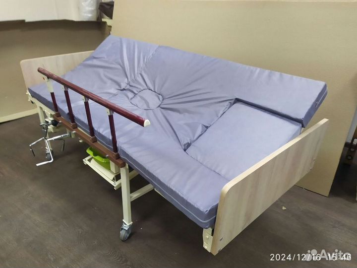 Кровать механическая медицинская