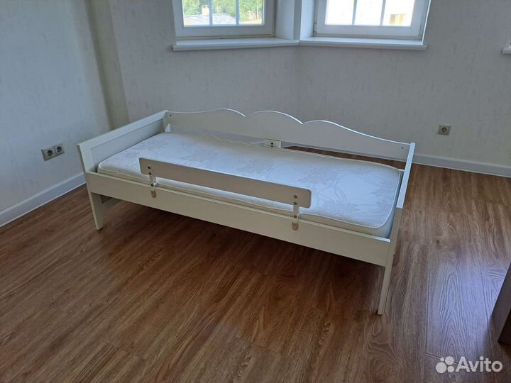 Кровать детская IKEA Hensvik