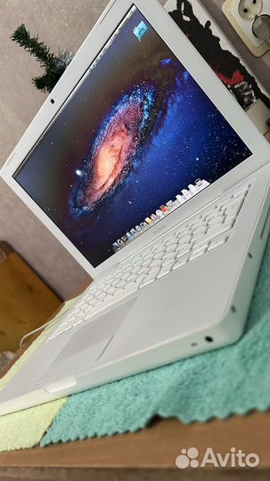 Apple MacBook A1181