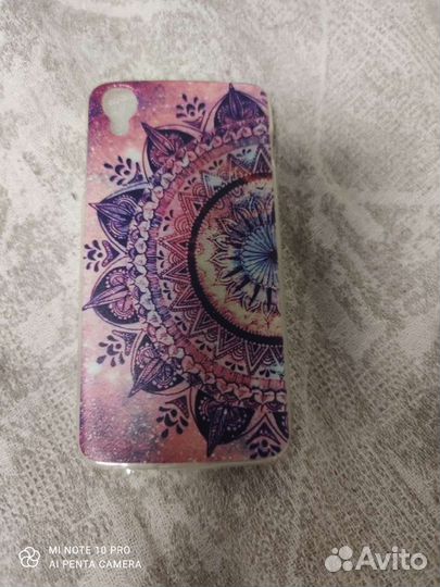 Чехол на телефон