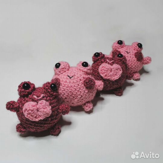 Вязаные Лягушки жабки розовые