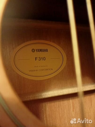 Yamaha f310 - Акустическая гитара с чехлом