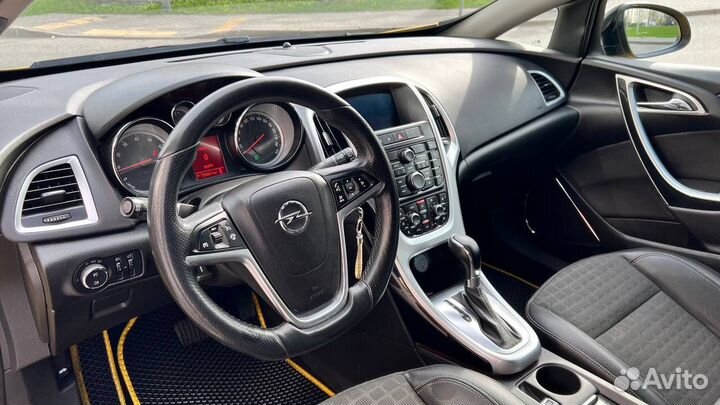 Opel Astra GTC 1.4 AT, 2014, 155 000 км