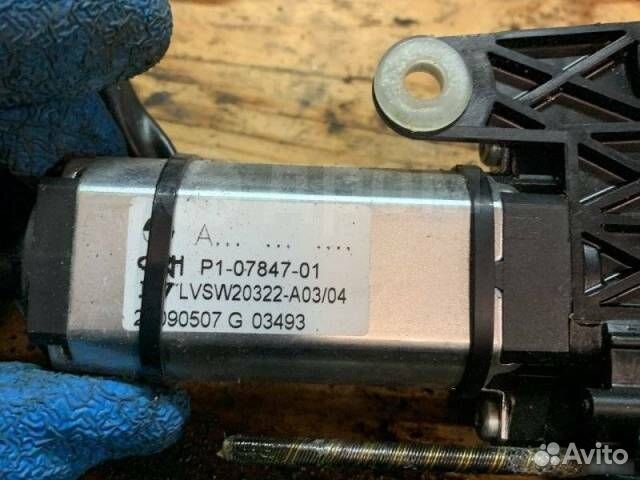 BMW F10 2009-2016г моторчики рулевой колонки