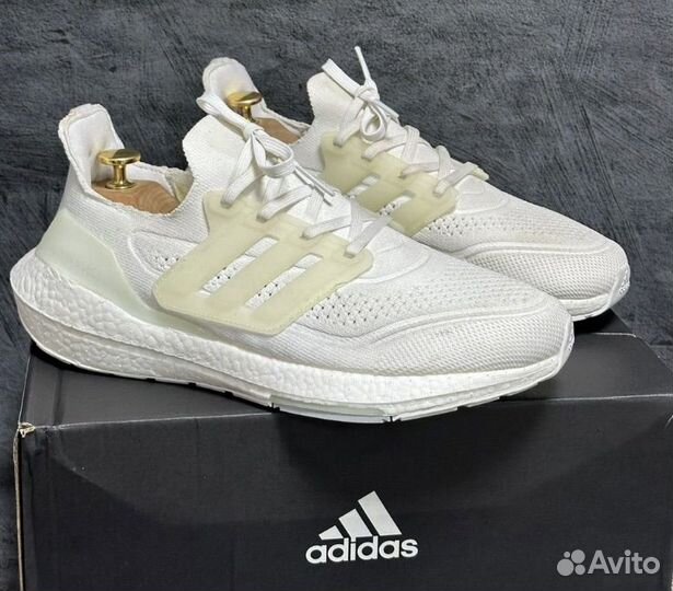 Мужские классные кроссовки Adidas Ultreboost 21