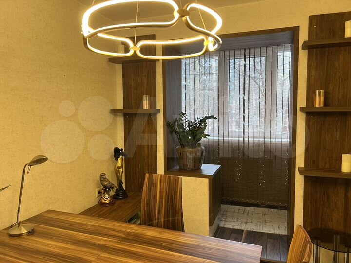 Офис, штаб-квартира, торговое помещение, 57 м²