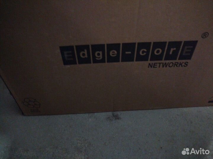 Коммутаторы управляемые Edge-Core ECS4610-24F