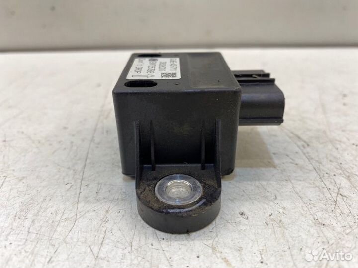 Датчик ускорения Mazda 6 седан GG 2.0 2003