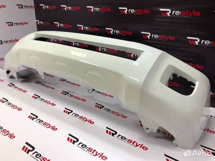 Бампер передний Toyota Land Cruiser 200 2м S1875