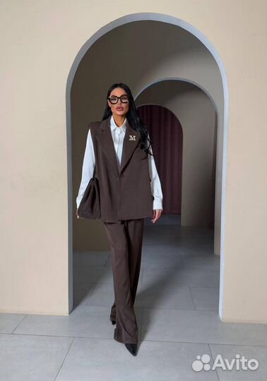 Костюм брючный дюваль