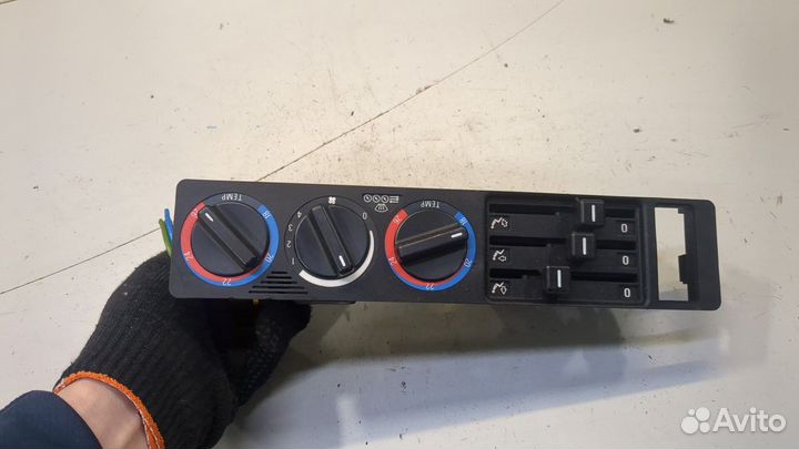 Переключатель отопителя BMW 5 E34, 1993