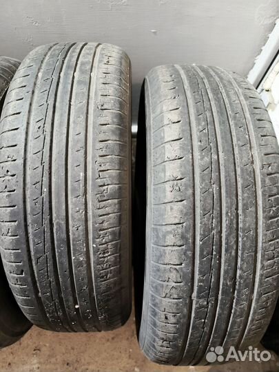 Yokohama BluEarth AE50 215/65 R17 99V