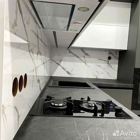 Кухонный гарнитур на заказ от фабрики