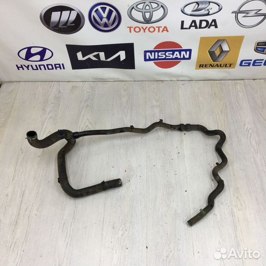 Патрубок радиатора охлаждения двс Renault sandero