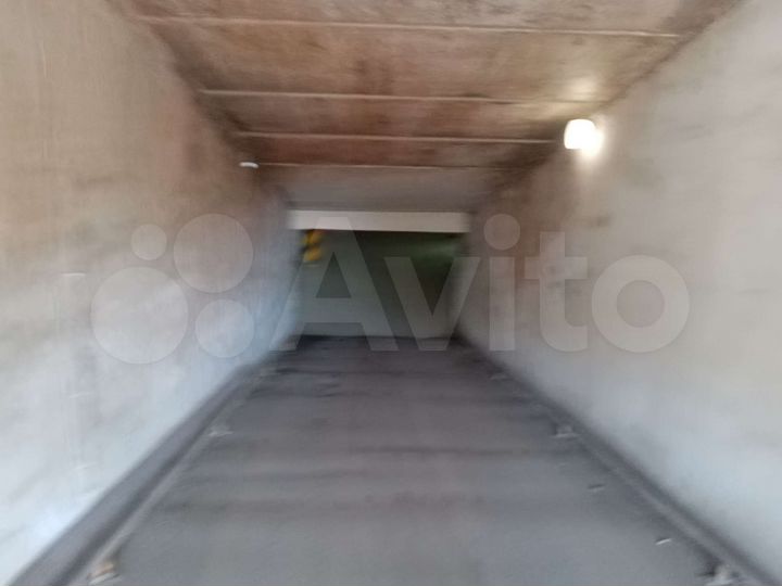 Машиноместо, 14 м²