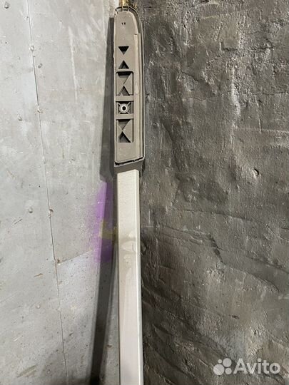 Peugeot Partnet B9 рейлинг левый на крышу