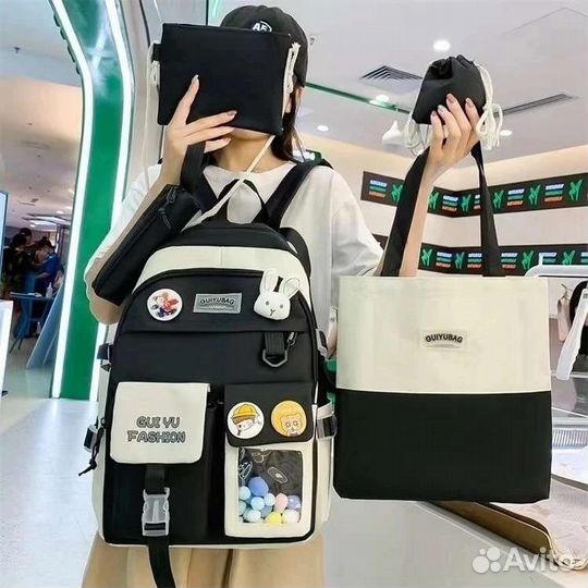 Школьный рюкзак