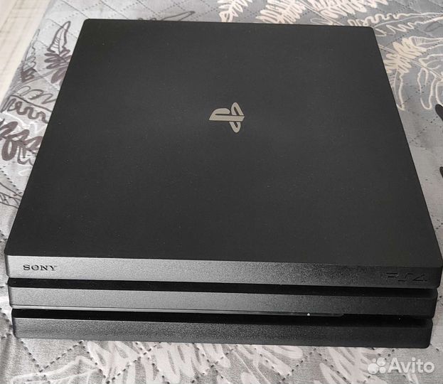 Sony PS4 PRO 1tb 7216b
