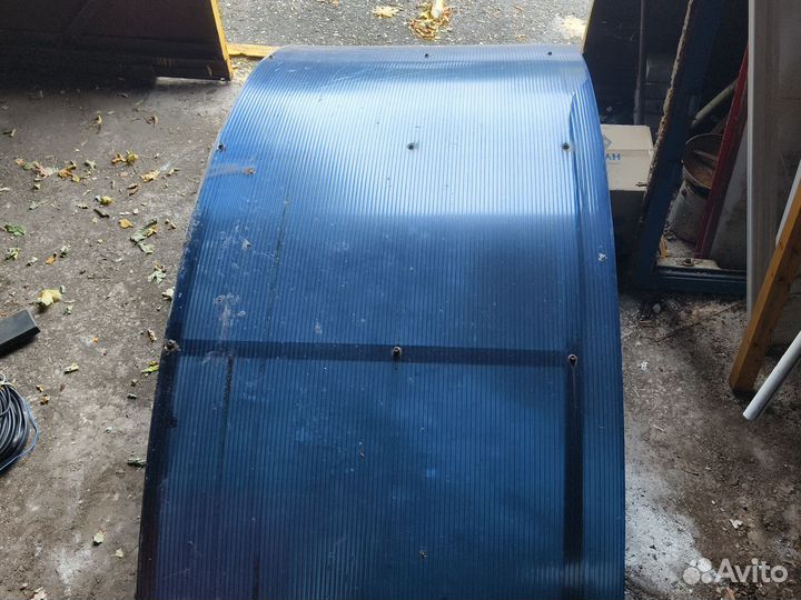 Козырек над входной дверью