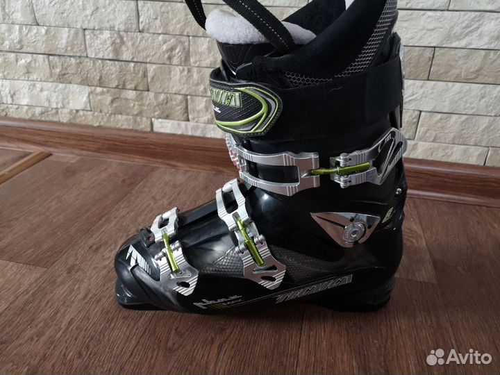 Горнолыжные ботинки
