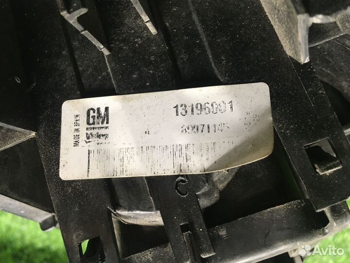 Фонарь задний правый Opel Meriva A