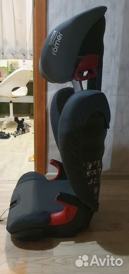 Автокресло britax romer