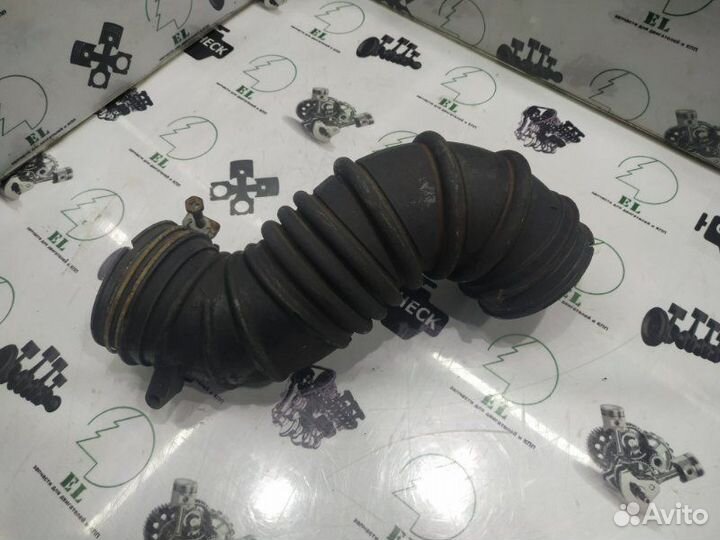 Патрубок воздушного фильтра Toyota 1ZZ-FE